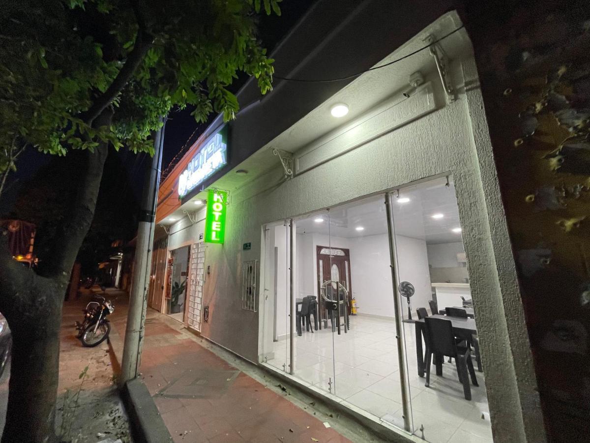 Hotel Neiva Urdaneta Exterior photo