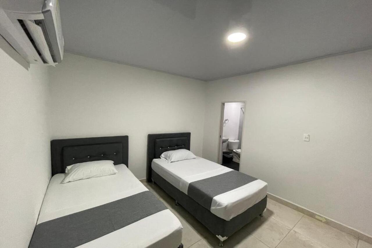 Hotel Neiva Urdaneta Exterior photo